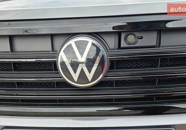 Серый Фольксваген Туарег, объемом двигателя 2.99 л и пробегом 90 тыс. км за 54500 $, фото 51 на Automoto.ua