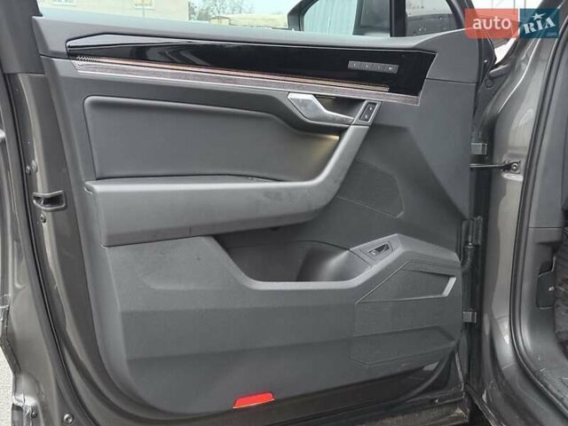 Серый Фольксваген Туарег, объемом двигателя 3 л и пробегом 41 тыс. км за 46900 $, фото 15 на Automoto.ua