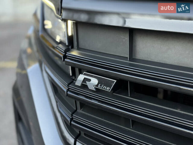 Сірий Фольксваген Туарег, об'ємом двигуна 3 л та пробігом 175 тис. км за 53999 $, фото 30 на Automoto.ua