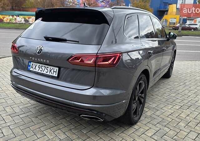 Серый Фольксваген Туарег, объемом двигателя 2.99 л и пробегом 90 тыс. км за 54500 $, фото 54 на Automoto.ua