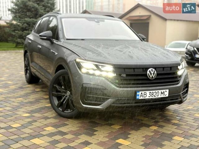 Серый Фольксваген Туарег, объемом двигателя 2.97 л и пробегом 79 тыс. км за 57900 $, фото 6 на Automoto.ua