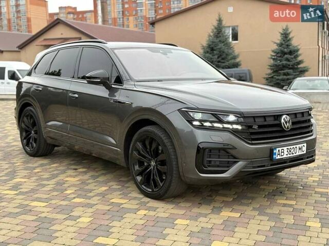 Серый Фольксваген Туарег, объемом двигателя 2.97 л и пробегом 97 тыс. км за 58700 $, фото 9 на Automoto.ua
