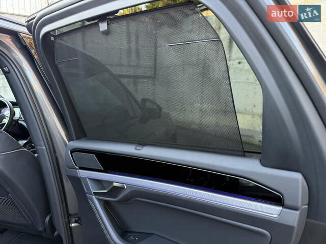 Сірий Фольксваген Туарег, об'ємом двигуна 3 л та пробігом 175 тис. км за 53999 $, фото 66 на Automoto.ua