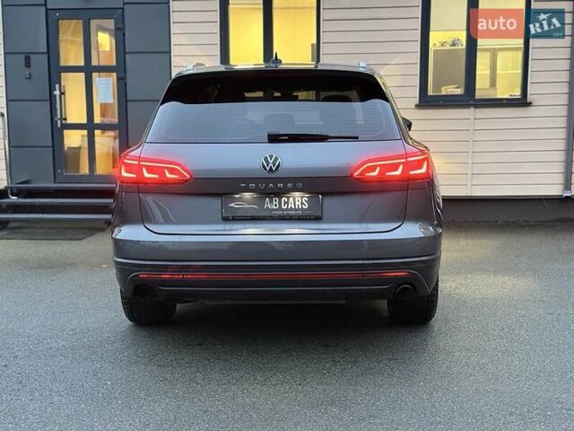 Серый Фольксваген Туарег, объемом двигателя 3 л и пробегом 41 тыс. км за 46900 $, фото 6 на Automoto.ua