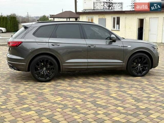 Серый Фольксваген Туарег, объемом двигателя 2.97 л и пробегом 97 тыс. км за 58700 $, фото 8 на Automoto.ua