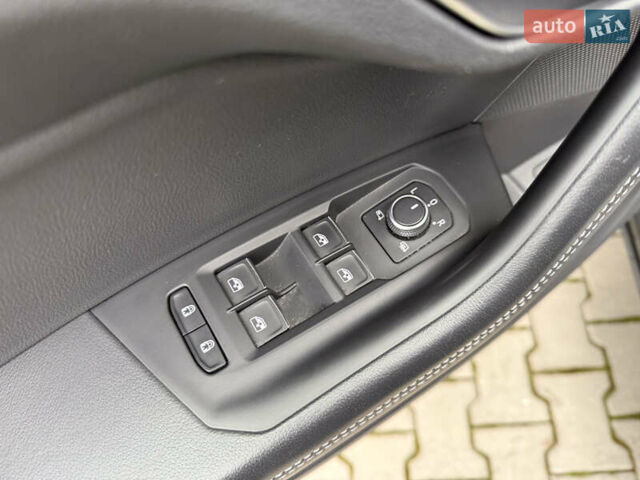 Серый Фольксваген Туарег, объемом двигателя 2.97 л и пробегом 160 тыс. км за 53700 $, фото 19 на Automoto.ua