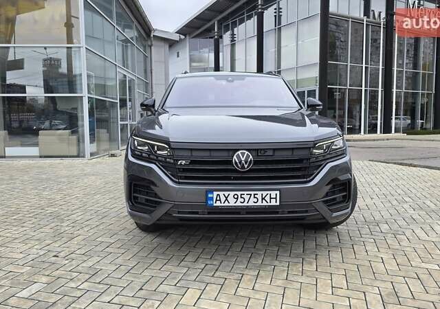 Серый Фольксваген Туарег, объемом двигателя 2.99 л и пробегом 90 тыс. км за 54500 $, фото 14 на Automoto.ua