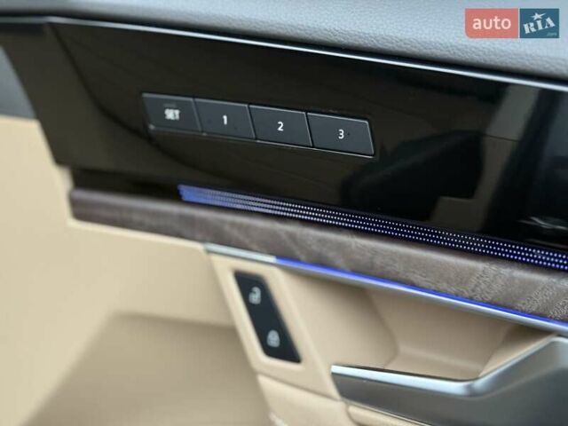 Серый Фольксваген Туарег, объемом двигателя 2.97 л и пробегом 79 тыс. км за 57900 $, фото 24 на Automoto.ua