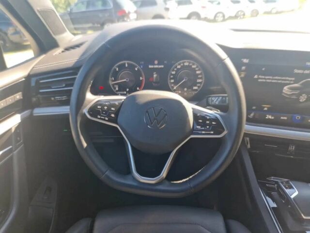 Серый Фольксваген Туарег, объемом двигателя 3 л и пробегом 19 тыс. км за 31000 $, фото 8 на Automoto.ua