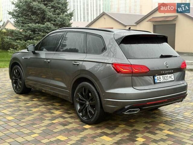 Серый Фольксваген Туарег, объемом двигателя 2.97 л и пробегом 79 тыс. км за 57900 $, фото 12 на Automoto.ua