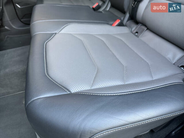 Сірий Фольксваген Туарег, об'ємом двигуна 3 л та пробігом 175 тис. км за 53999 $, фото 75 на Automoto.ua