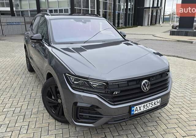 Серый Фольксваген Туарег, объемом двигателя 2.99 л и пробегом 90 тыс. км за 54500 $, фото 27 на Automoto.ua