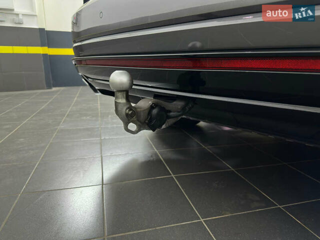 Серый Фольксваген Туарег, объемом двигателя 3 л и пробегом 141 тыс. км за 57999 $, фото 52 на Automoto.ua