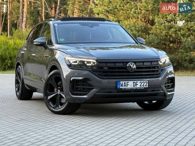 Серый Фольксваген Туарег, объемом двигателя 2.97 л и пробегом 156 тыс. км за 55300 $, фото 18 на Automoto.ua