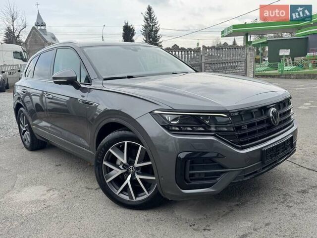 Серый Фольксваген Туарег, объемом двигателя 2.97 л и пробегом 158 тыс. км за 57900 $, фото 58 на Automoto.ua