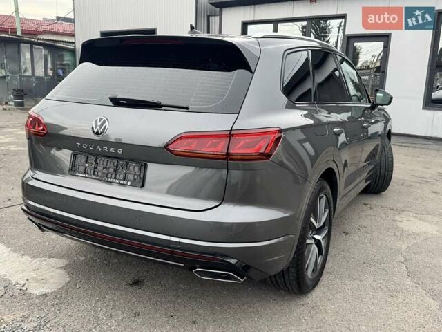 Серый Фольксваген Туарег, объемом двигателя 2.97 л и пробегом 158 тыс. км за 57900 $, фото 68 на Automoto.ua