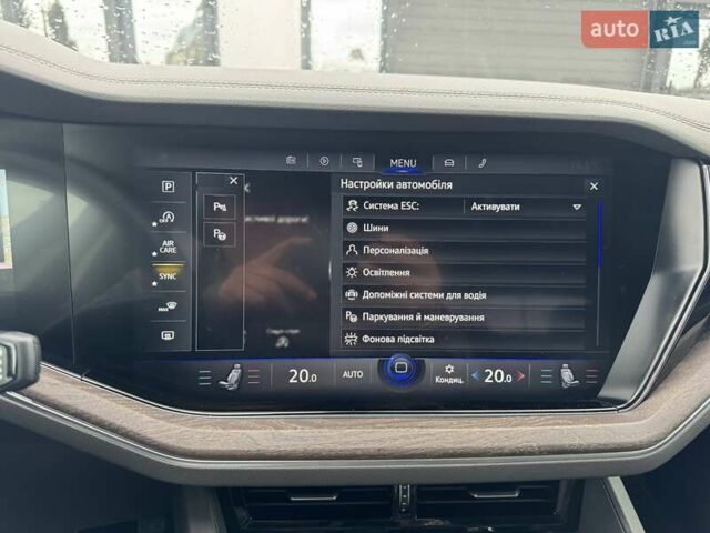 Серый Фольксваген Туарег, объемом двигателя 2.97 л и пробегом 158 тыс. км за 57900 $, фото 7 на Automoto.ua