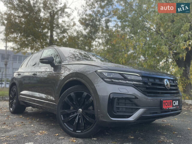 Серый Фольксваген Туарег, объемом двигателя 3 л и пробегом 97 тыс. км за 59400 $, фото 12 на Automoto.ua