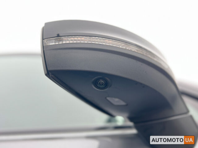 Сірий Фольксваген Туарег, об'ємом двигуна 3 л та пробігом 57 тис. км за 67600 $, фото 11 на Automoto.ua