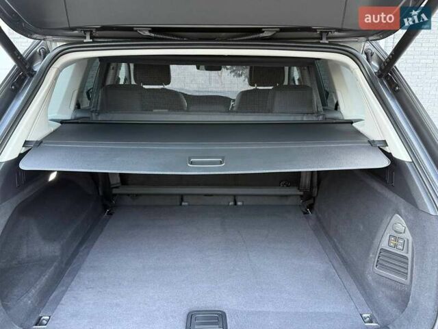 Серый Фольксваген Туарег, объемом двигателя 2.97 л и пробегом 156 тыс. км за 55300 $, фото 53 на Automoto.ua