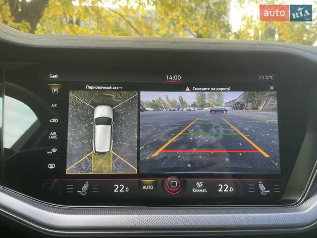Серый Фольксваген Туарег, объемом двигателя 3 л и пробегом 97 тыс. км за 59400 $, фото 40 на Automoto.ua