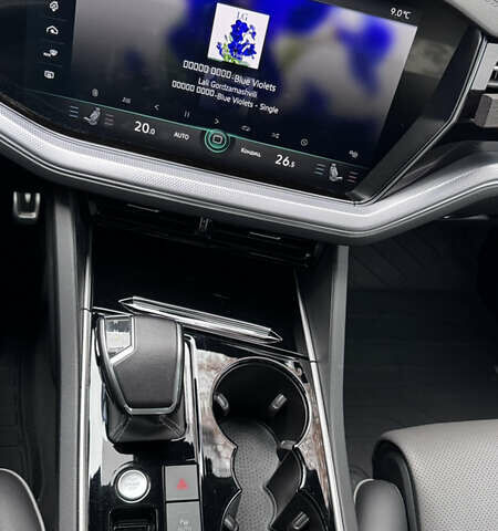 Серый Фольксваген Туарег, объемом двигателя 2.97 л и пробегом 172 тыс. км за 65000 $, фото 19 на Automoto.ua