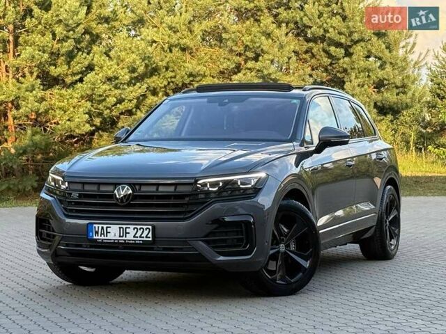 Серый Фольксваген Туарег, объемом двигателя 2.97 л и пробегом 156 тыс. км за 55300 $, фото 7 на Automoto.ua