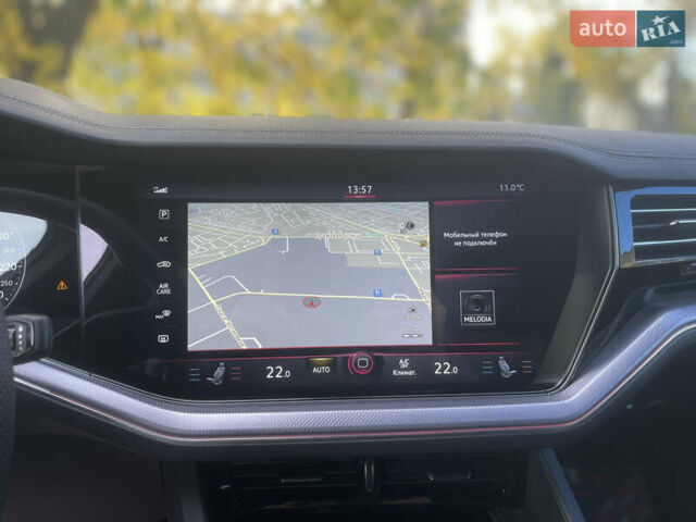 Серый Фольксваген Туарег, объемом двигателя 3 л и пробегом 97 тыс. км за 59400 $, фото 39 на Automoto.ua