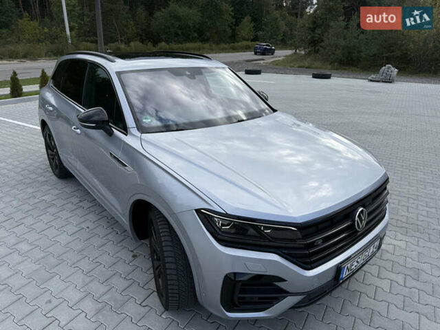 Серый Фольксваген Туарег, объемом двигателя 2.97 л и пробегом 118 тыс. км за 57900 $, фото 7 на Automoto.ua