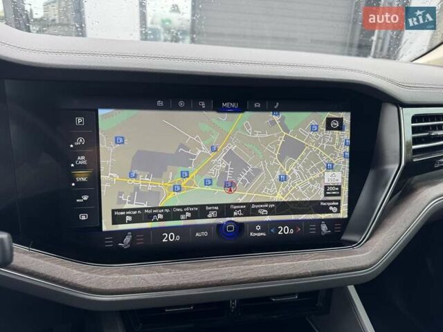 Серый Фольксваген Туарег, объемом двигателя 2.97 л и пробегом 158 тыс. км за 57900 $, фото 5 на Automoto.ua