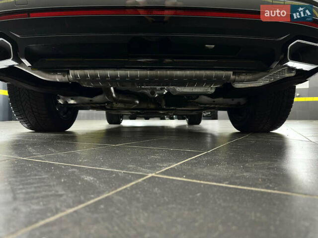 Серый Фольксваген Туарег, объемом двигателя 3 л и пробегом 141 тыс. км за 58999 $, фото 38 на Automoto.ua