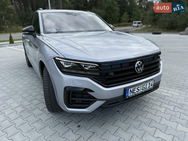 Серый Фольксваген Туарег, объемом двигателя 2.97 л и пробегом 118 тыс. км за 57900 $, фото 5 на Automoto.ua