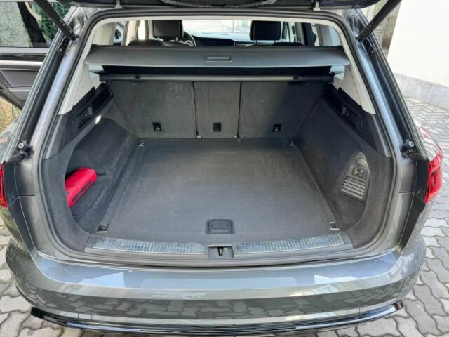 Сірий Фольксваген Туарег, об'ємом двигуна 3 л та пробігом 15 тис. км за 30000 $, фото 11 на Automoto.ua