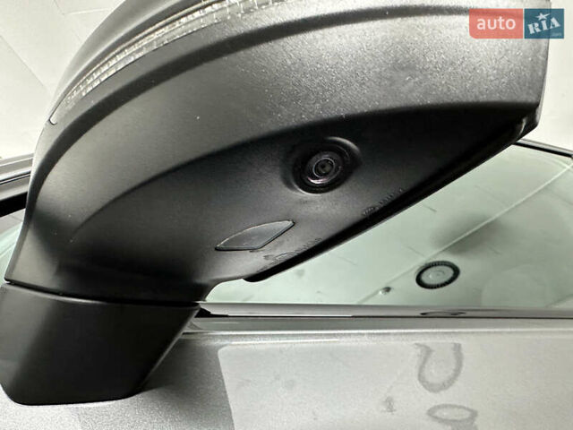 Серый Фольксваген Туарег, объемом двигателя 3 л и пробегом 141 тыс. км за 58999 $, фото 36 на Automoto.ua