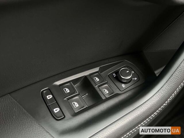 Сірий Фольксваген Туарег, об'ємом двигуна 3 л та пробігом 57 тис. км за 67600 $, фото 27 на Automoto.ua