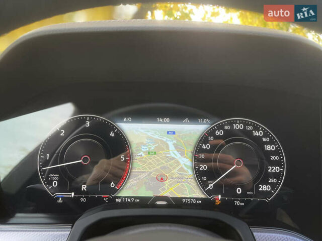 Серый Фольксваген Туарег, объемом двигателя 3 л и пробегом 97 тыс. км за 59400 $, фото 37 на Automoto.ua