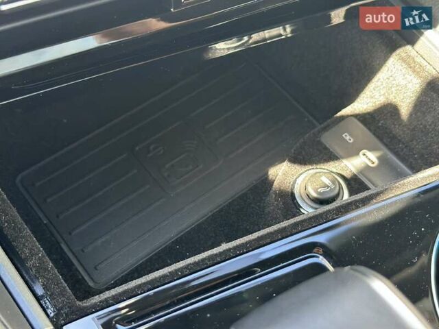 Серый Фольксваген Туарег, объемом двигателя 2.99 л и пробегом 13 тыс. км за 82000 $, фото 42 на Automoto.ua