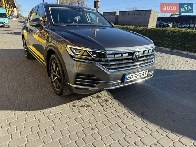 Сірий Фольксваген Туарег, об'ємом двигуна 2.97 л та пробігом 66 тис. км за 66800 $, фото 8 на Automoto.ua