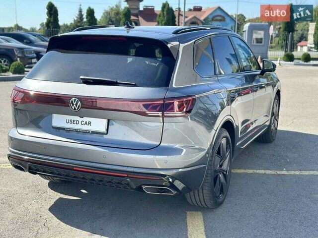 Серый Фольксваген Туарег, объемом двигателя 2.99 л и пробегом 13 тыс. км за 82000 $, фото 4 на Automoto.ua