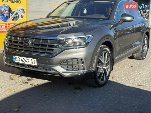 Сірий Фольксваген Туарег, об'ємом двигуна 2.97 л та пробігом 66 тис. км за 66800 $, фото 1 на Automoto.ua
