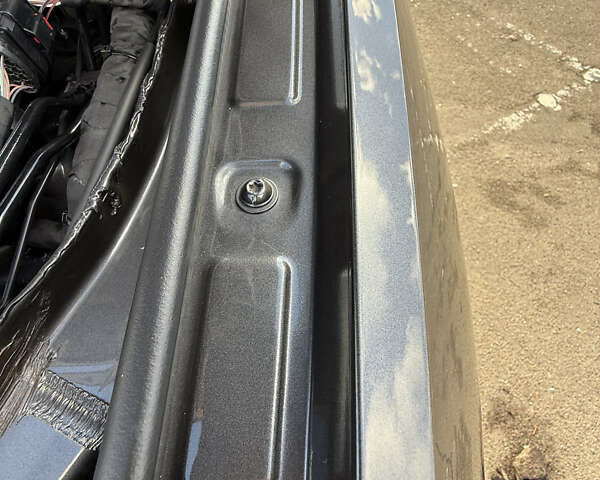 Серый Фольксваген Туарег, объемом двигателя 2.97 л и пробегом 45 тыс. км за 77575 $, фото 9 на Automoto.ua