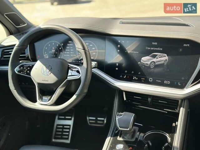 Серый Фольксваген Туарег, объемом двигателя 2.99 л и пробегом 13 тыс. км за 82000 $, фото 34 на Automoto.ua