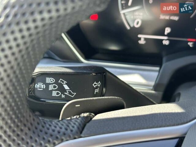 Серый Фольксваген Туарег, объемом двигателя 2.99 л и пробегом 13 тыс. км за 82000 $, фото 52 на Automoto.ua