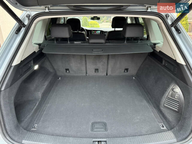 Серый Фольксваген Туарег, объемом двигателя 2.97 л и пробегом 62 тыс. км за 59800 $, фото 30 на Automoto.ua