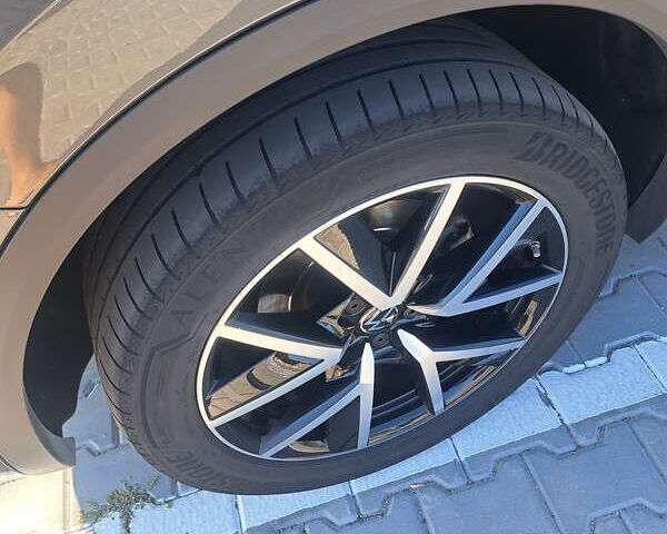 Серый Фольксваген Туарег, объемом двигателя 2.97 л и пробегом 81 тыс. км за 67500 $, фото 12 на Automoto.ua