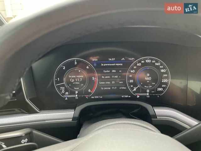 Сірий Фольксваген Туарег, об'ємом двигуна 2.97 л та пробігом 41 тис. км за 71990 $, фото 17 на Automoto.ua