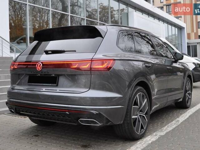 Сірий Фольксваген Туарег, об'ємом двигуна 2.97 л та пробігом 29 тис. км за 78000 $, фото 9 на Automoto.ua