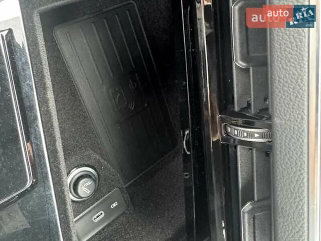 Серый Фольксваген Туарег, объемом двигателя 2.99 л и пробегом 11 тыс. км за 67500 $, фото 14 на Automoto.ua