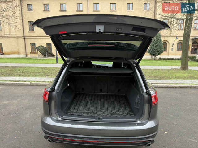 Серый Фольксваген Туарег, объемом двигателя 2.97 л и пробегом 20 тыс. км за 65000 $, фото 10 на Automoto.ua