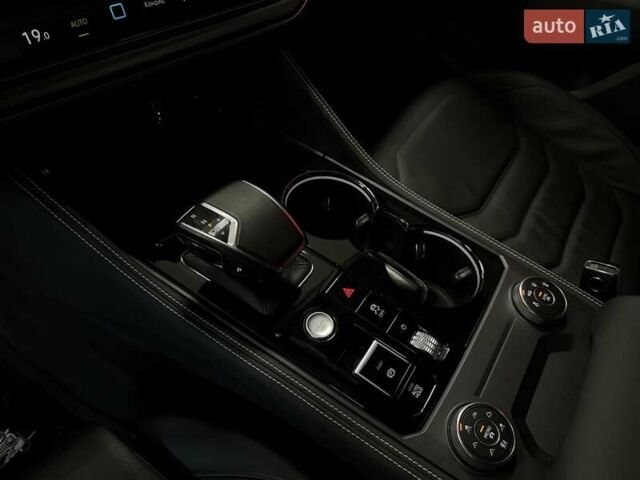 Сірий Фольксваген Туарег, об'ємом двигуна 2.97 л та пробігом 79 тис. км за 59900 $, фото 32 на Automoto.ua